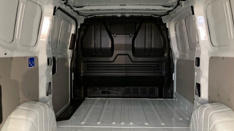 Volkswagen Transporter T32 Swb Electric 160kW 65kWh Commerce Pro Van Auto